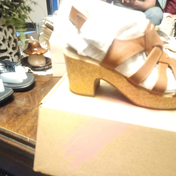 Souls - Picture 2 of 4